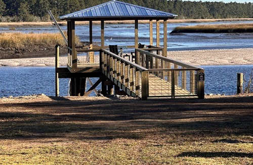 Midway Apartment | Nature Lovers Escape Waterfront Pool Dock Sunsets Fishing Kayaking Savannah