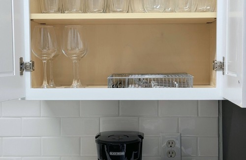 Roswell House | new 3-bedroom townhome in Roswell,nearby Avalon.north point mall,old mill park