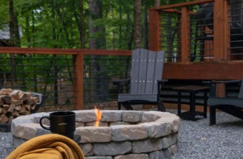 Eagle Mountain House | New Cabin in Mtn Community Hot Tub Fire Pit