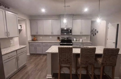 Harlem House | NEW Charming 4-bedroom house with AC in vibrant Harlem