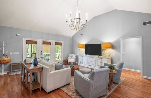 Oceanmarsh Subdivision House | NEW - Coastal Retreat - Golf Cart + Bikes - Quiet, Private Escape