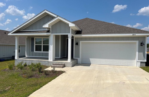 Florida Panhandle House | New home 4 bed 2 bath fully furnished. 16 miles from beach .