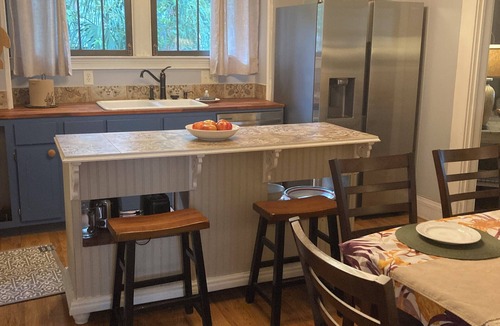 Gulfport Cottage | NEW LISTING! Charming, newly renovated beach cottage gem. Snowbird discount!