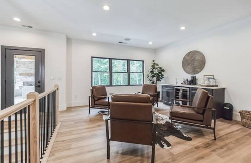 Fair Play House | New Luxury House on Lake Hartwell w/swim up bar