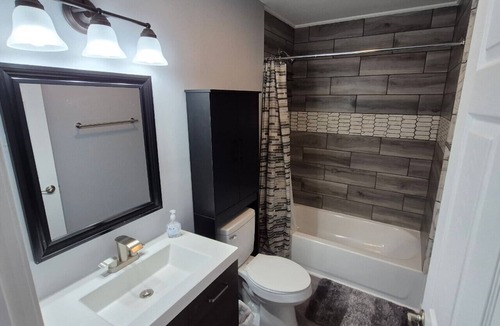 Maryville Apartment | New Modern Studio in Maryville