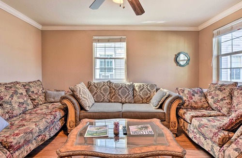 Esplanade Ridge House | New Orleans Home ~ 2 Mi to Bourbon Street!