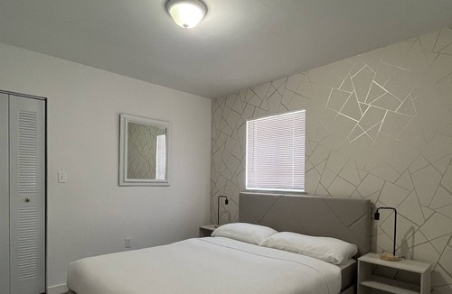 Hialeah House | New remodeled and comfortable house