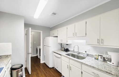 Martinez House | NEW! Renovated Home - 10 Min to Augusta Downtown!
