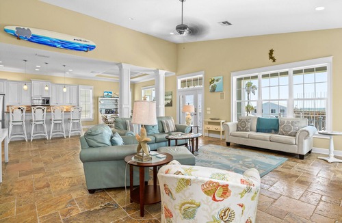 New Smyrna Beach House | <:>< New Smyrna Beach Ocean View Home- Luxury-Steps to the Beach-Walk to Flagler