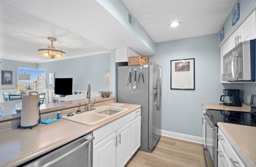 Saint Helena Island Condo | Newly Listed - Harbor Island Beach Villa