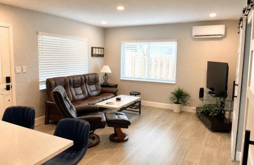 Madeira Beach Apartment | Newly Renovated Coastal Oasis by Madeira Beach