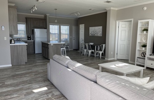 Lake Alfred House | Newly Vacation Home with Lake view in Lake Alfred