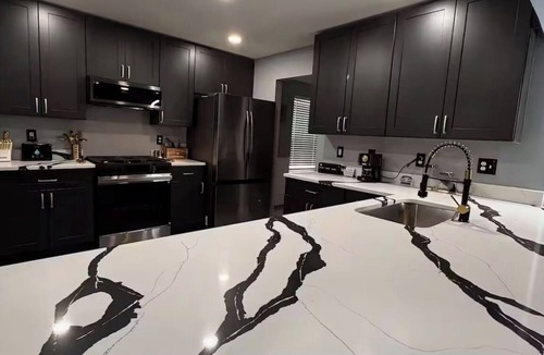 Church Street House | Noir d’Or Delightful 5-bedroom house with AC in vibrant Atlanta, Ga