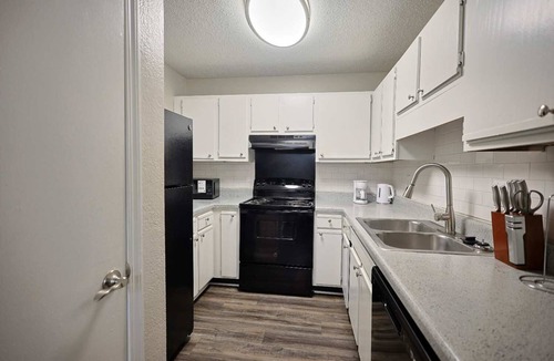 Tougaloo Apartment | Northtown Apartments 12H I Comfy 2 Bed 2 Bath