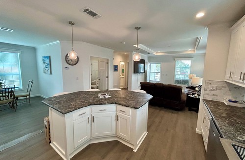 Indian Harbor Estates House | Oak Hill Waterfront Retreat – Unplug, Unwind, and Enjoy the Sunset