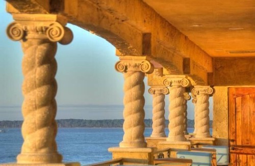 Saint Simons Island Cabin | Ocean Lodge Resort Presidential Suite 4th Floor