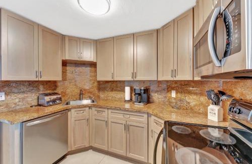 Galt Mile Resort | Ocean Manor Beach Resort