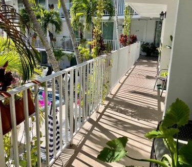 Bermuda Riviera Hotel | Ocean Mile Hotel