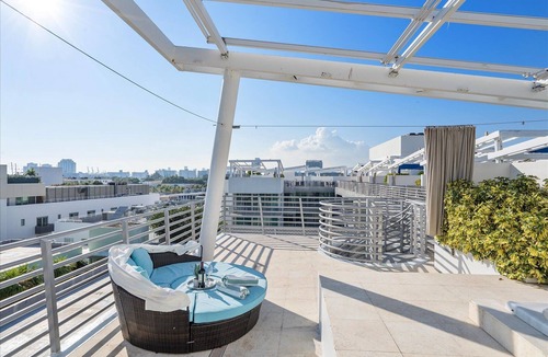 South Beach Apartment | Ocean View Penthouse Suite with Hot Tub on Ocean Drive