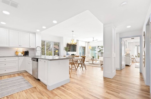 South Beach Condo | Oceanfront, 2nd Floor, Updated, Open Plan & Super Stylish