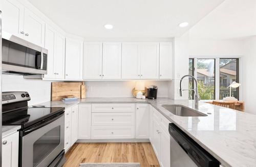 South Beach Condo | Oceanfront, 2nd Floor, Updated, Open Plan & Super Stylish