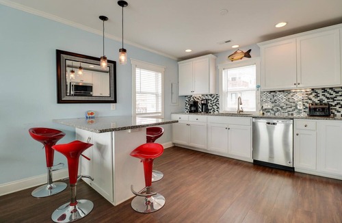 North Carolina Coast House | ☀️Oceanfront Carolina-Ocean Views-Dog Friendly-Gated Deck-Gas Grill☀️