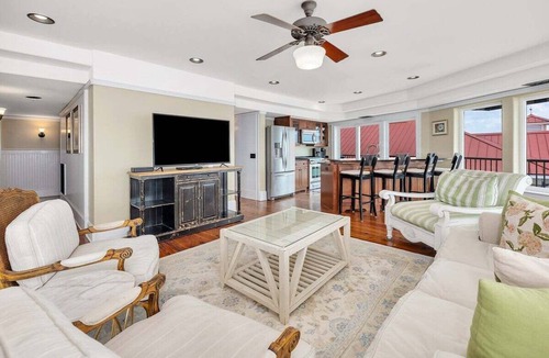 Saint Simons Island Condo | Oceanfront Penthouse with Concierge Service!