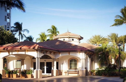 Palm Beach Shores Villa | Oceanfront Studio | Balcony Views at Ocean Pointe