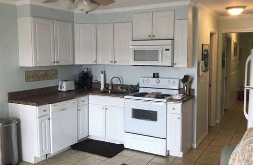 Folly Field Condo | Oceanview Condo - overlooking pool and 100 yards to beach