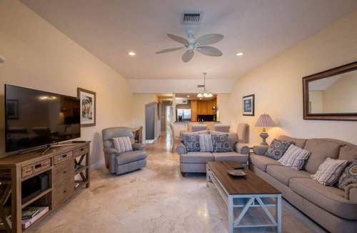 Rock Harbor Villa | Oceanview Pool View Indoor/Outdoor Pickleball