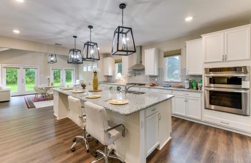 Prairieville House | On Several Acres! Luxury Home in Prairieville