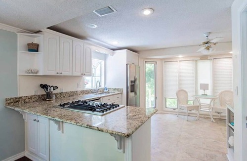 Mobile House | On the River! Patio,Yard- Dozing at Dog River