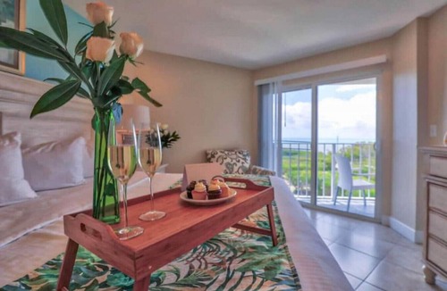 Tavernier Apartment | OP-3 Ocean Pointe Suite