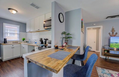 Memphis Apartment | Opulent Comfort with ShellCrestCorp Apt 101