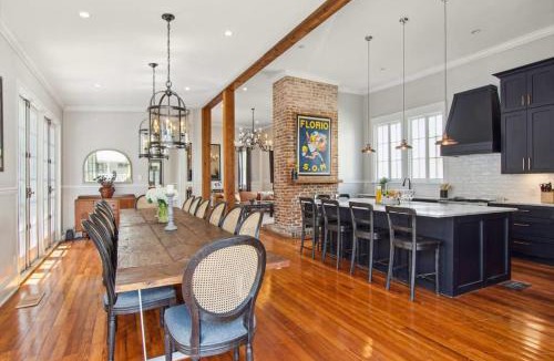 Seventh Ward Bed & Breakfast | Opulent Expansive Unit Heated Pool and Spa