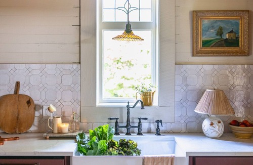 Loganville House | Original Farmhouse est <1920, Professionally Designed, Charm & Comfort in mind!