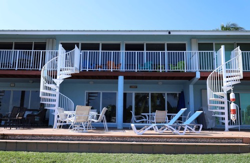 Key Largo Villa | Our place overlooks the Atlantic. Our marina is less than 50 ft from our patio