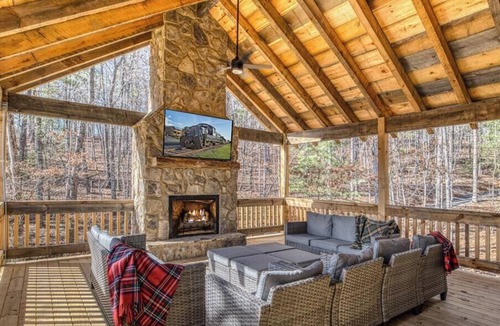 Blue Ridge Cabin | Outdoor Fireplace, Arcade, Theater, Hot Tub, 4 King, Aska Area, 4 Kings