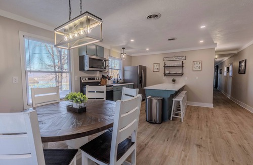 South Pittsburg House | Overlooks Nickajack Lake -Relaxing Getaway!