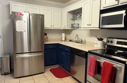 Oxford House | OXFORD MS Central Location - AND COMFORTS OF HOME - New on Rental Market!