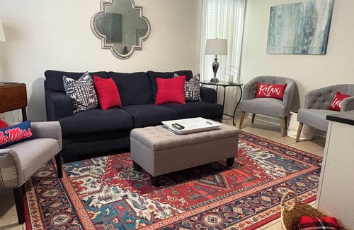 Oxford House | OXFORD MS Central Location - AND COMFORTS OF HOME - New on Rental Market!