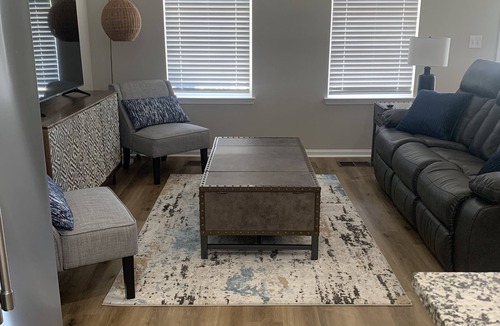 Oxford House | Oxford Townhouse 4 Bedrooms 4 Bathrooms with Garage