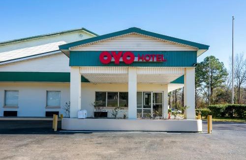 Jackson Hotel | OYO Hotel Jackson South I-55