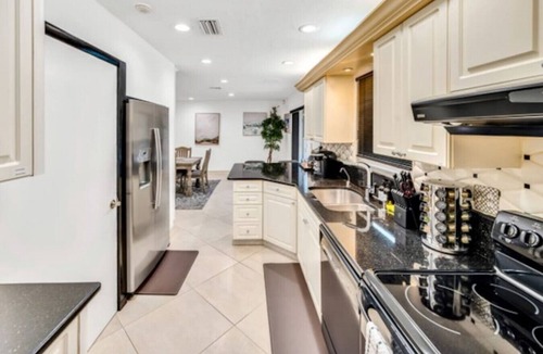 Palm Beach Gardens House | Palm Beach Gem: Heated Pool, Near Golf & Beach