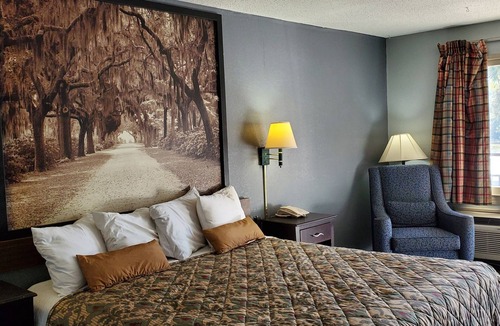 Estill Hotel | Palmetto Inn