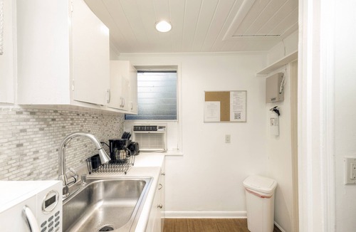 West Palm Beach Cottage | Papaya Cottage - Intercoastal 1 block away