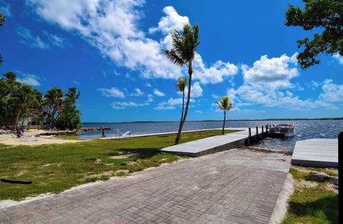 Anglers Park House | PARADISE BY THE SEA! Stunning Beach/direct Water View! Bring Your Boat!