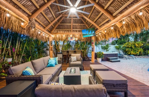 Tropic Palms House | Paradise Palms, our tropical oasis in Delray Beach and very close to Boca Raton!