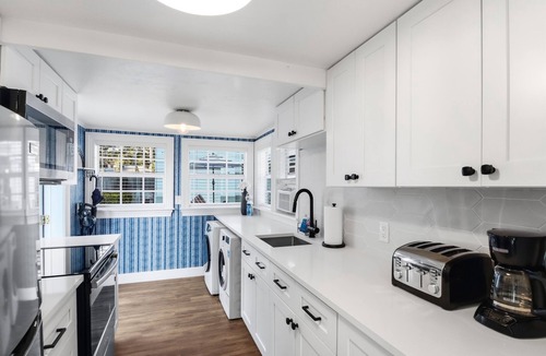 La Hacienda Cottage | Paradise Pool Cottage House, Delray Beach