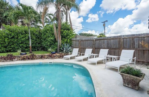 North Palm Beach House | Paradise Villa